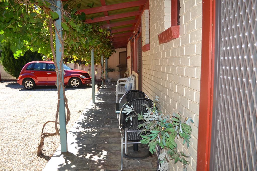 Colonial Bank Motel Omeo Zimmer foto